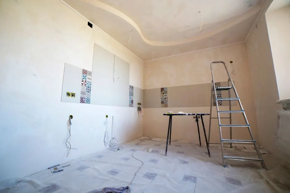 How to Tell if Drywall Needs Replacement After Water Damage